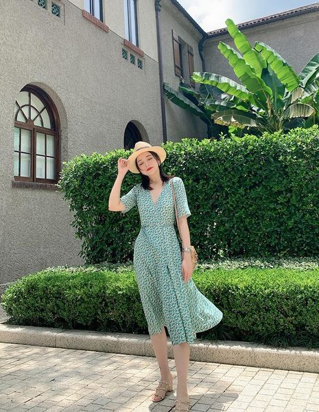 

casual dresses mid length dress with off shoulder waist print in autumn and winter, Black;gray