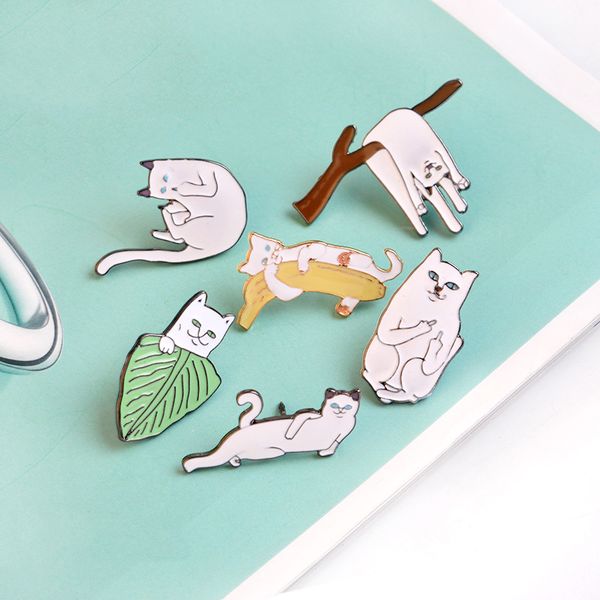 

cute lazy white cat clothing pins european enamel alloy animal badge for cowboy backpack leaf banana brooches fashion ornaments accessories, Gray