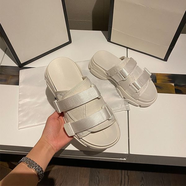 

slippers sandals 2020 summer new sandals women's round head flat bottomed beach trend versatile thick daddy zly, Black