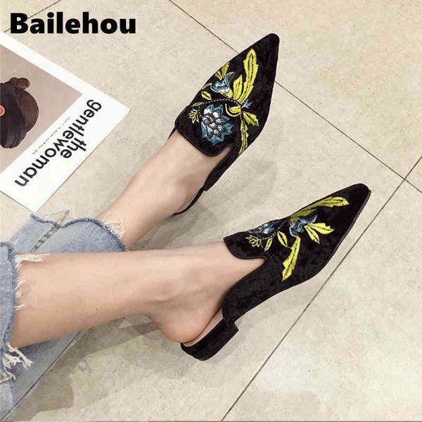 

slippers embroidered flat mules lady pointed toe fashion outside slip on sandals women beach shoes flip flop cvh8, Black