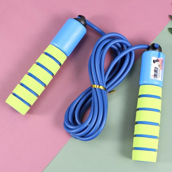 

jump ropes 2pcs grips handles skipping rope automatic counting sports equipment (mixed colors)