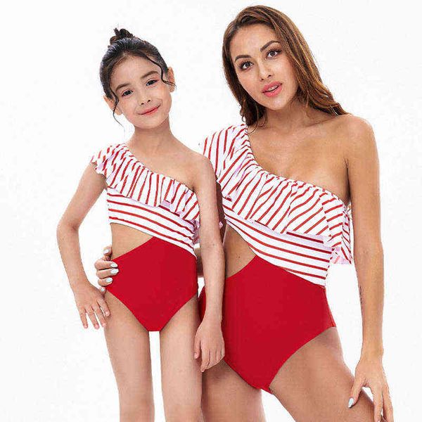 

summer mommy and me clothing family matching swimwear mother daughter bikini swimsuit women baby girls l220715, Blue