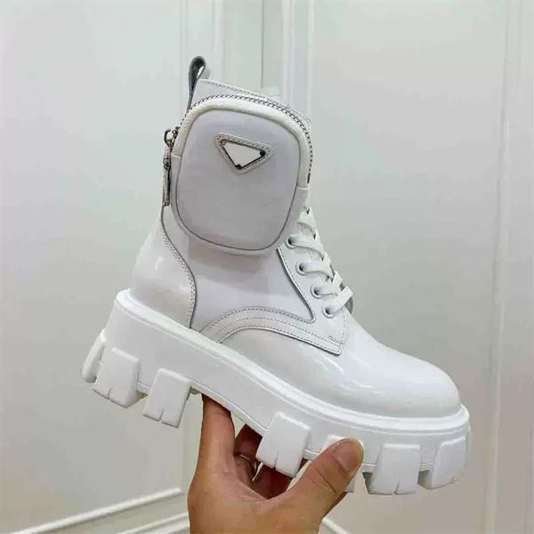 

designer boots rois military inspired combat boot martin women man nylon bouch attached to the ankle with bag thick soled fashion luxury 369, Black