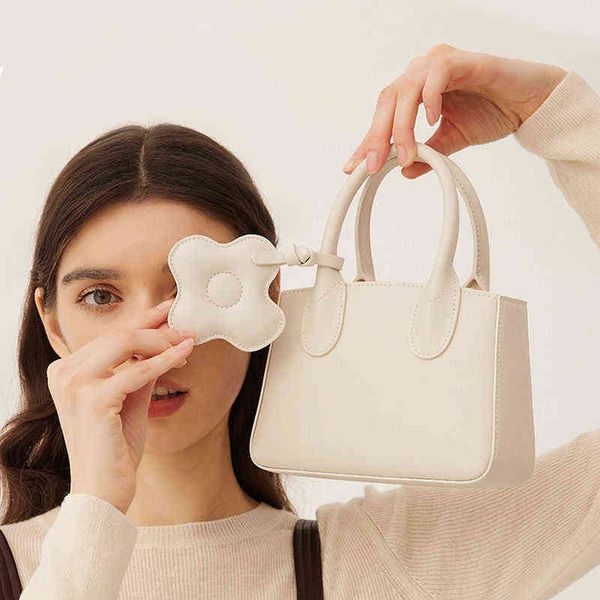 

2022 new fashion all-match ladies mini handbag luxurious ladi chee the shoulder 2022 summer solid color crossbody women