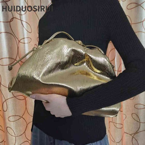 

2022 luxury designer handbag brands day clutch dumpling bag gold cloud clip purse women pleated pouch tote 220516