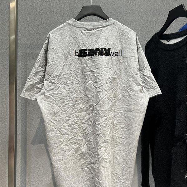 

balencaigass men's t-shirts ins 22ss spring / summer new reverse alphabet print couple paris casual split wrinkled short sleeve t-shirt, White;black