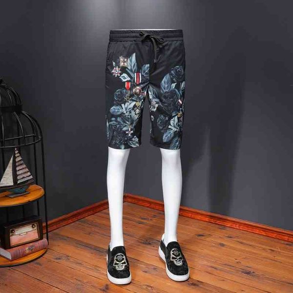 

men's fashion trend new personality casual brand shorts wholesale summer slim fit printed pants, White;black