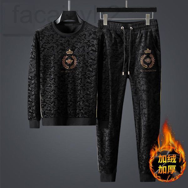 

men's casual shirts designer 2021 winter new golden velvet leisure suit men's large bee embroidered sweater plush thickened sports, White;black
