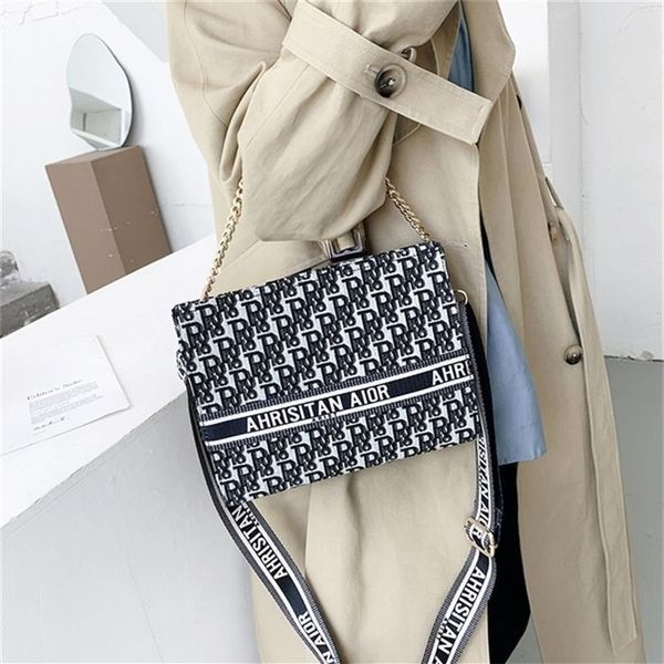 

90% off autumn and winter thousand lattice new women's style letter chain handbag fashion one shoulder messenger bag who290n