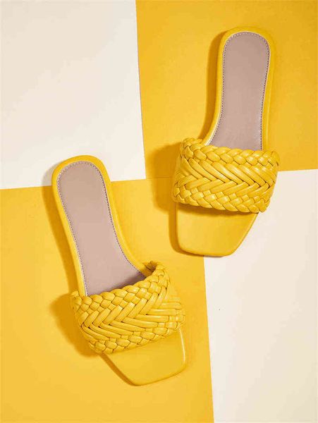 

2022 spring woven flat bottom gentle fairy sandals size 35-40, Black