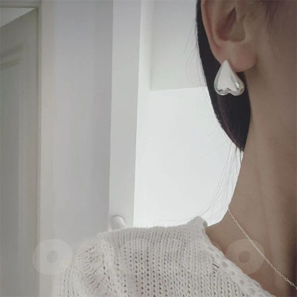 

fashion designer peach heart 925 sterling silver stud earrings women's tide brand sweet and versatile jewelry accessories, Golden;silver