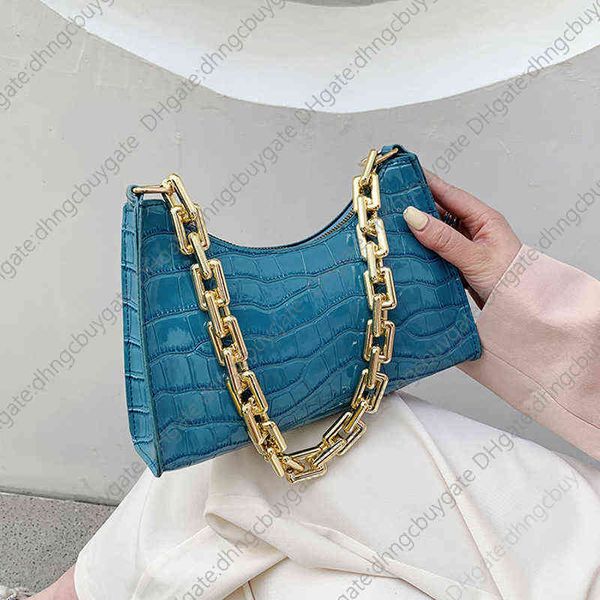

designer bags handbags /bagsbagscrocodile pattern zipper handbags fashion texture embossed lacquer shoulder simple and small square for wome