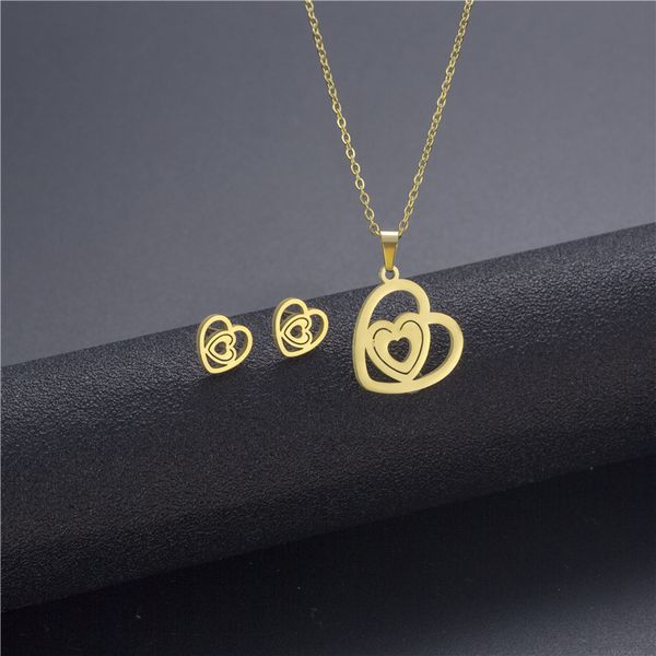 

european and american heart-shaped pendant necklace earrings set for women, Silver