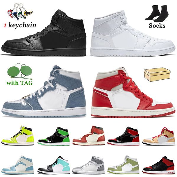 

2022 fashion jumpman 1 denim newstalgia chenille 1s basketball shoes offs retro women mens white university blue patent bred og shadow cactu, White;red
