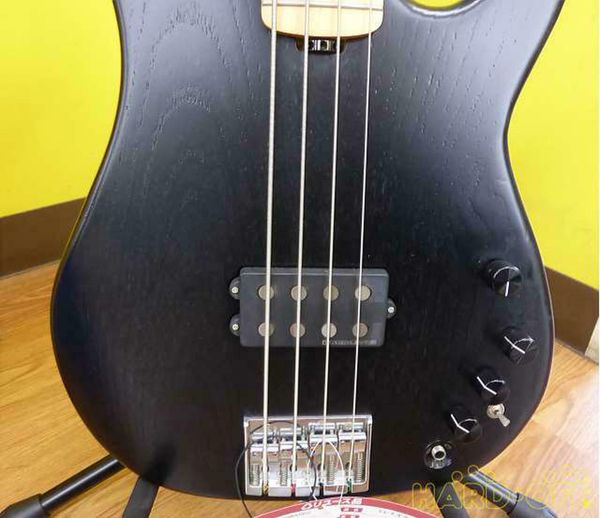 

edwards e-ap-123 bass guitar jazz type same of the pictures