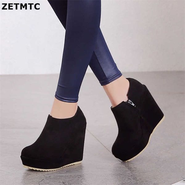 

autumn winter stylish women ankle boots platform round toe wedges boots woman ankle boots plus size 3243 210911, Black