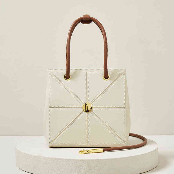 

autumn and winter new large-capacity handbag fashion simple and versatile chain shoulder strap shoulder bag handbag 220608