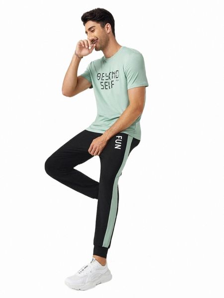 

men letter graphic tee & side stripe joggers w26x#, Gray