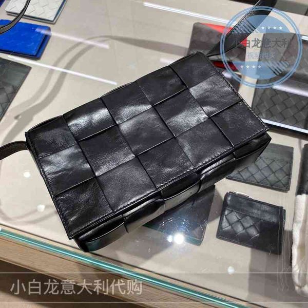 

bottegas bag handbags designer buys wax oil cassette diagonal venetas leather cz