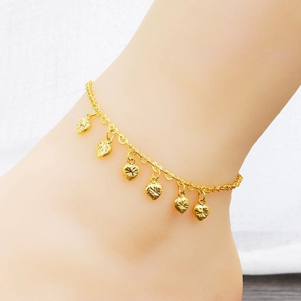 Damen Sommer Liebe Herz Fußkettchen Glöckchen Quaste Fußkette 18k Gelbgold gefüllt Barfuß am Bein Charm Hübscher Schmuck