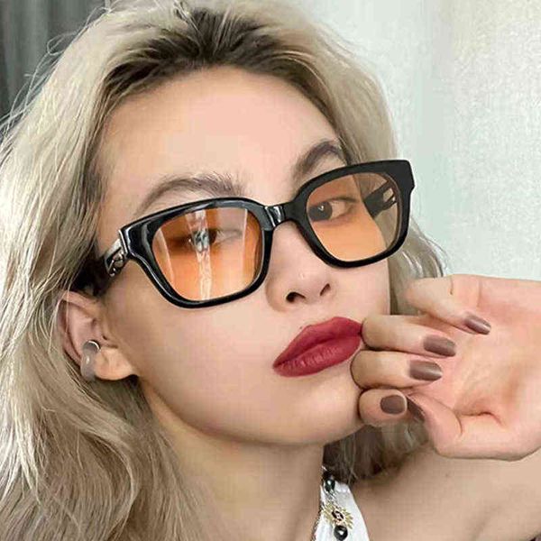 

sunglasses fashion square for women man vintage personality design hollow hook leg sun glasses uv400 new cool trend shades 220328, White;black