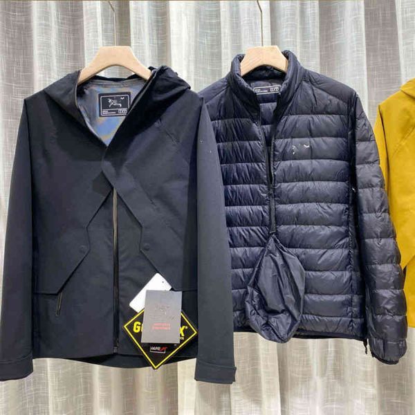 

22 new men's jackets outdoor cold-resistant three-in-one removable liner down hooded ski jacket sports brand arc coat reflective gortex, Black;brown