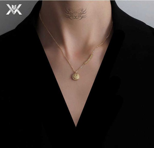 

well made smiley face necklace european and american ins men's and women's short smiley expression pendant fashion necklace, Silver