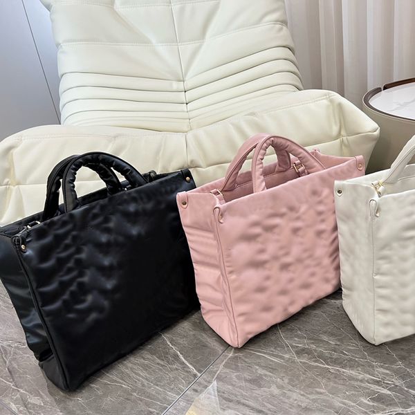 

wallets designer tote padded bag big space shopping womens traveling handbags fashion open crossbody zipper bags 2022 shouler bag purses, Red;black