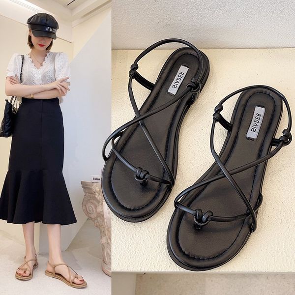 

2022 summer new flat lace-up sandals fashion temperament flip-flops plus size beach shoes women, Black