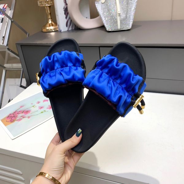 

luxury designer slippers satin ff letters fold flower flat bottom sandals classic fashion casual beach women shoes quality leisure slipper f, Black