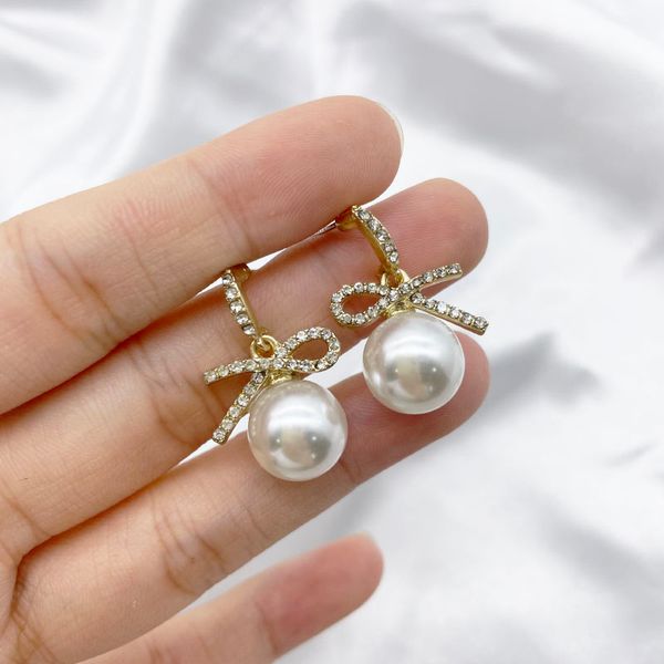 

cute size stainless steel fashion studs silver rose gold earring women designer earrings love d letter engagement jewelry wholesale, Golden;silver