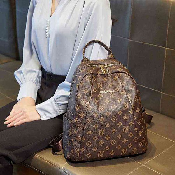 

backpack style bag fashion designer handbag women outdoor backpack bags leather large shoulder bag backpacks lady messenger 220723