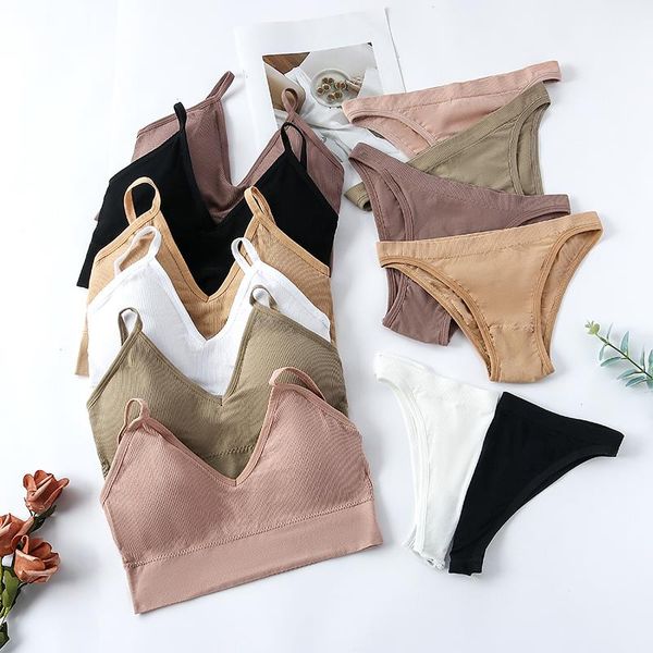 

seamless underwear set women bra suit plus size striped lingerie panties v-neck wireless amp briefs 2pcs, Red;black