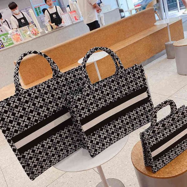

large capacity handbags womens new fashion shopping texture style portable tote bag