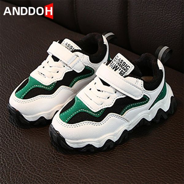 Tamanho 21-30 Crianças Sapatos de moda casual Crianças Runnable Running Sneakers Baby Anti-Slip Footwear Light For Boys Girls 220516