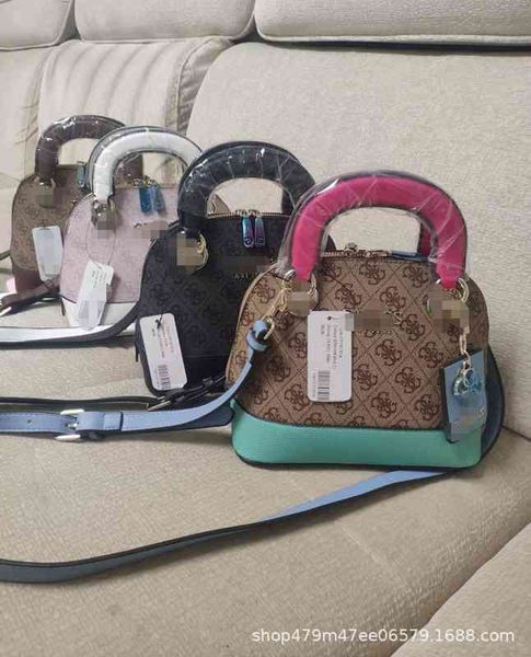 

small g pattern fashionable shell shoulder bagluxury style