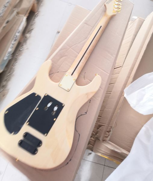 

6 strings natural electric guitar with active pickups quilted maple veneer