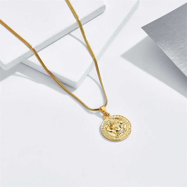 

trendy fashion women's beauty head pendant punk hip hop jewelry electroplated real gold short clavicle necklace, Black