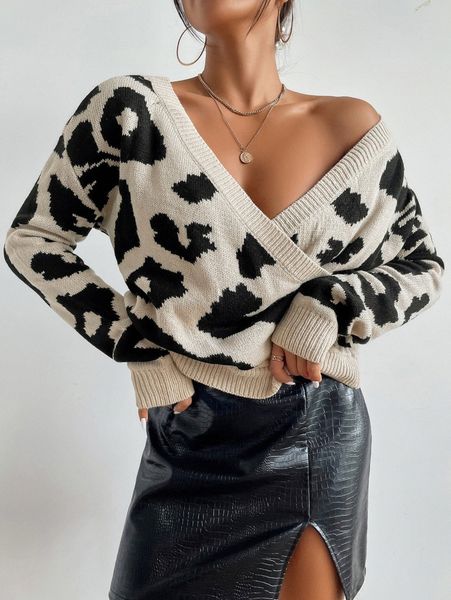 

surplice neck drop shoulder leopard pattern sweater z9o3#, White;black