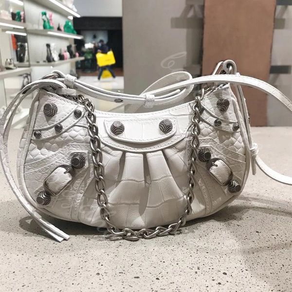 

designer luxury bag handbags evening 2022 le cagole leather shoulder pleated saddle chain purses and women