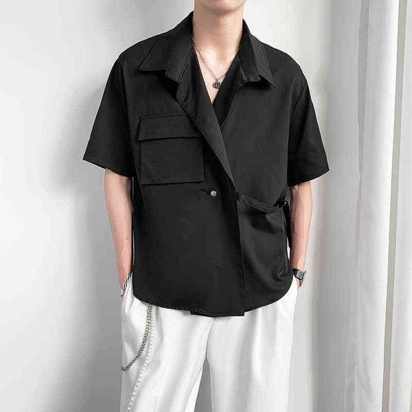 Novo moda de cor sólida camisa solta para homens Cargo de verão grande bolso único lapela de manga curta Mens camisa de vestido quimise homme g220511