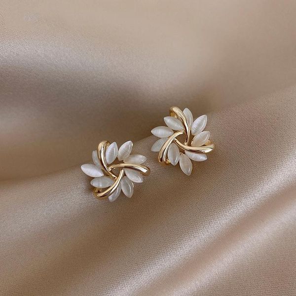 

stud korea selling fashion jewelry small creative flower earrings handmade white opal women's prom party, Golden;silver