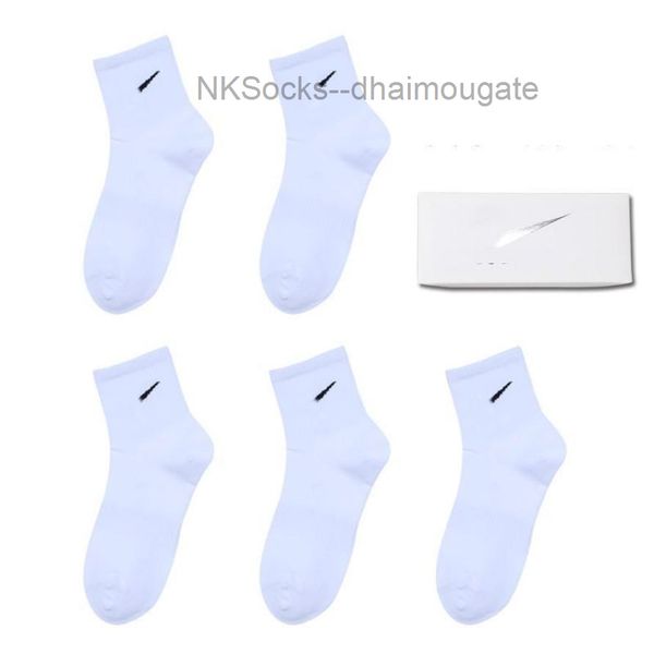 

classic fashion men's socks gift box stockings hook brand black white gray medium tube sports cotton sweat absorbing sock men women lux