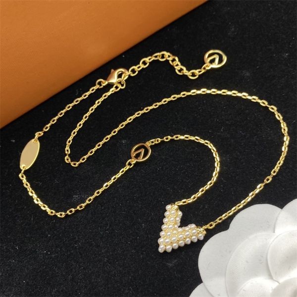 Damen-Designer-Halsketten-Set, Luxusmarke, modisches Armband für Frauen, Hochzeitsgeschenke, Geschenke, klassische goldene Diamant-Perlenohrringe, Ohrstecker