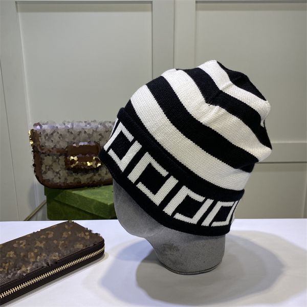 Moda listrada caxemira knit faanie designer tendência masculino feminino bola giratom chapéu de caveira chapéu de alta qualidade