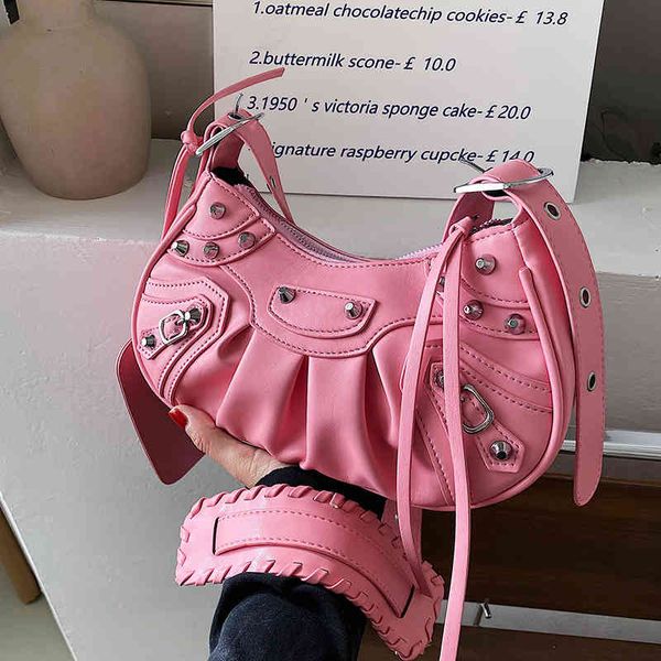 

new single shoulder underarm bag female 2022 spring crescent versatile messenger rivet semicircle bags chain ladies handbag