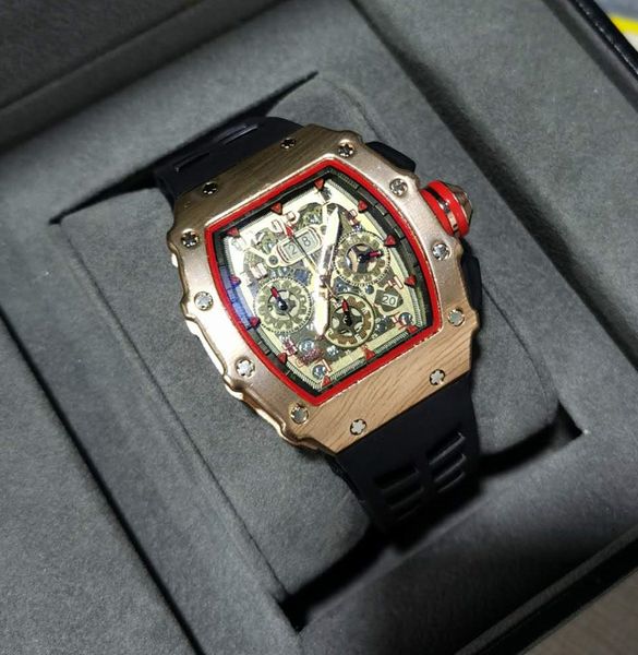 6-polige Herren-Armbanduhr, hochwertig, Diamant-Quarzuhr, hohler Glasboden, Edelstahlgehäuse, schwarzes Gummi
