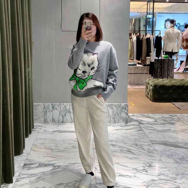 

women's knits tees spring women's three-dimensional embroidered cat pattern loose wool sweater, White