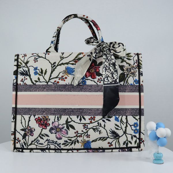 

luxurys designer bag shoulder bags woman fashion classic handbags embroidery limited edition lady handbag high capacity travel a2qj