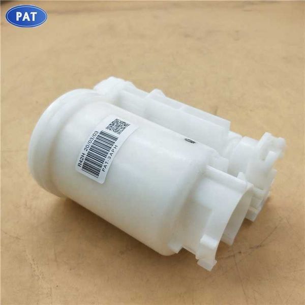 

pat auto fuel filter fits for corolla 77704-33220 77024-33220 factory price